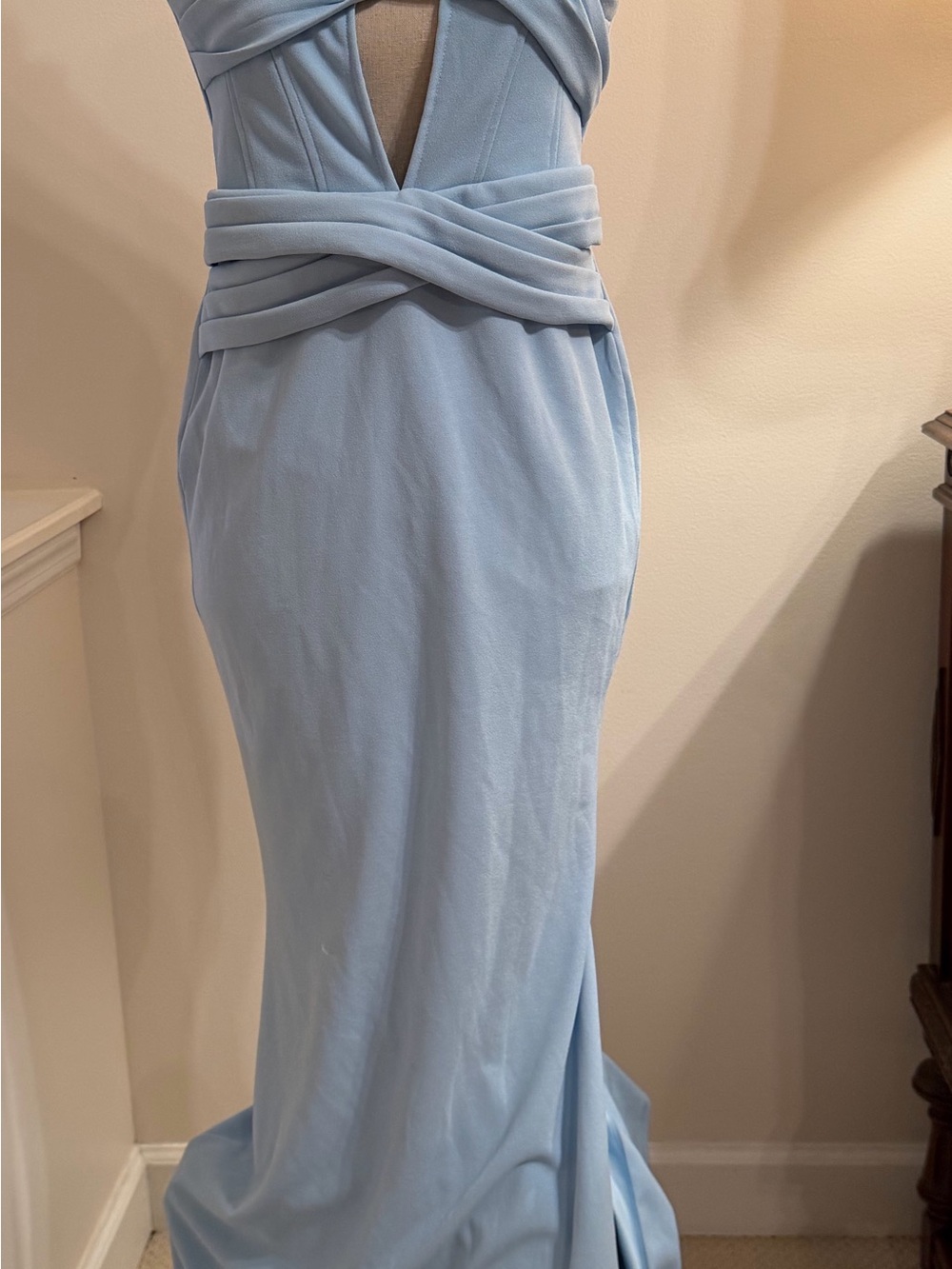 Lulu's Strapless Powder Blue Twist-Front formal